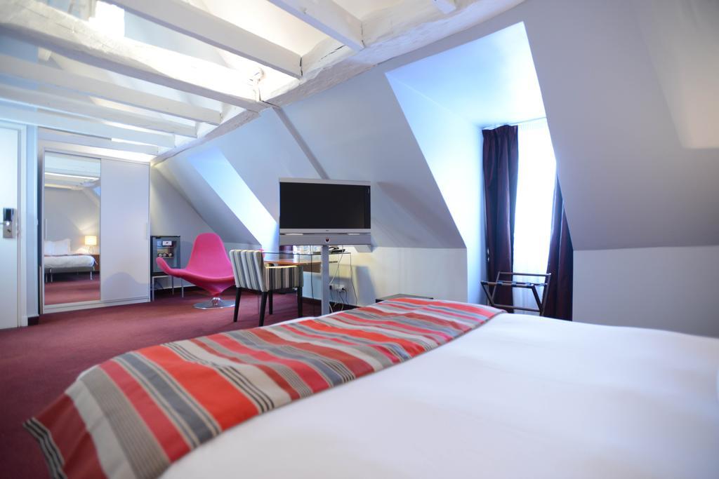 Hotel Des Archives パリ 部屋 写真