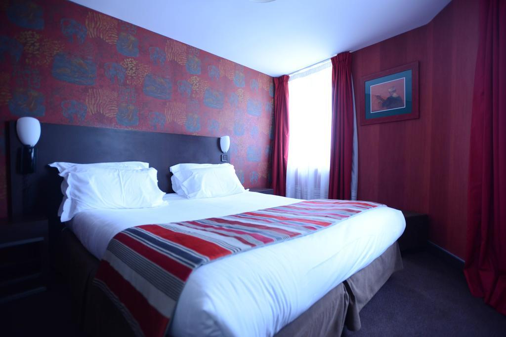 Hotel Des Archives パリ 部屋 写真